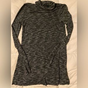 We the Free Cute tunic size medium. Slit in back